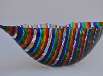 Skåle - Båd - regnbuefarver - 30 cm lang